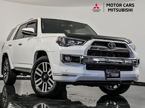 Used 2018 Toyota 4Runner Limited AWD/4WD image 1