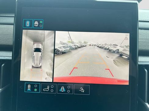 Used 2024 GMC Acadia Denali FWD image 16