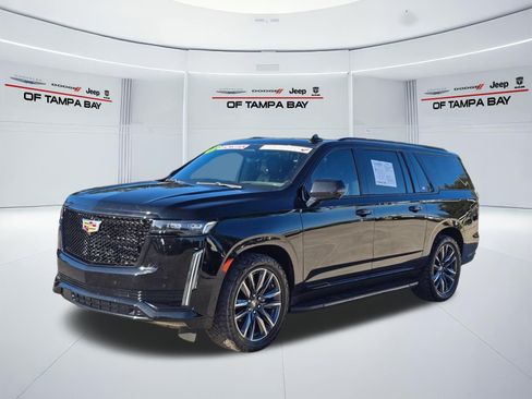 Used 2021 Cadillac Escalade ESV Sport w/ Driver Assist Tech Package AWD/4WD image 2
