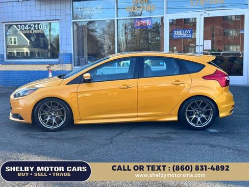 Used 2013 Ford Focus ST FWD image 7