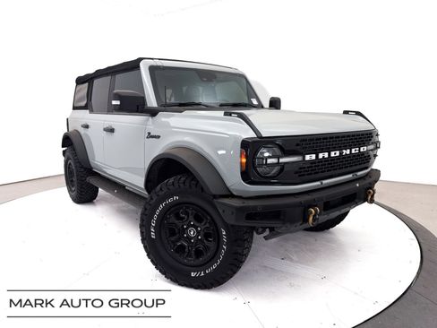 Used 2022 Ford Bronco Wildtrak AWD/4WD image 1
