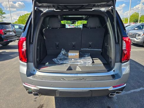 New 2026 GMC Yukon Denali w/ Denali Reserve Package AWD/4WD image 28