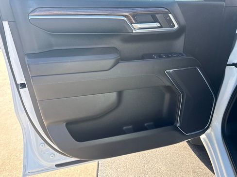 Certified 2023 Chevrolet Silverado 1500 RST AWD/4WD image 26