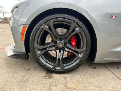 Used 2023 Chevrolet Camaro SS image 27