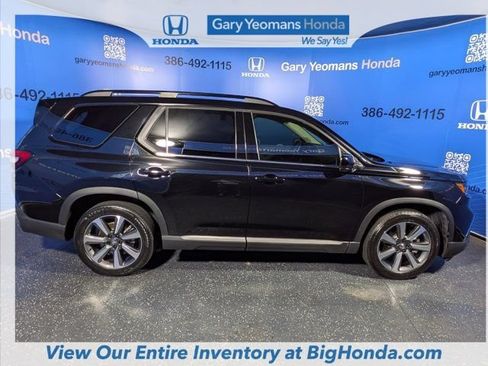 Certified 2025 Honda Pilot Elite image 6