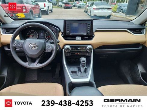 Certified 2022 Toyota RAV4 XLE w/ Convenience Package FWD image 18