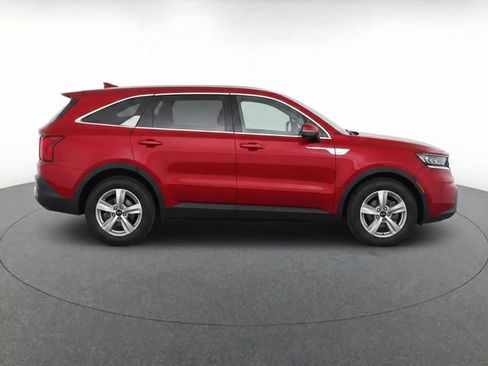 Used 2022 Kia Sorento LX AWD/4WD image 8