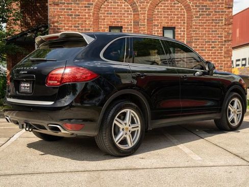 Used 2014 Porsche Cayenne AWD/4WD image 5