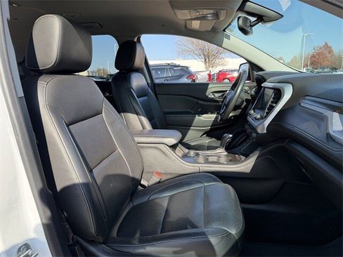 Used 2019 GMC Acadia SLT w/ Black Edition image 30