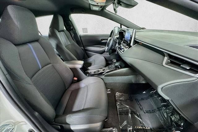 Used 2020 Toyota Corolla SE w/ Carpet Mat Package (TMS) FWD image 25