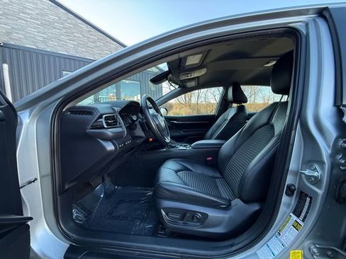 Used 2024 Toyota Camry SE image 23