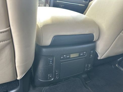 Used 2019 Nissan Armada Platinum w/ Captain's Chairs Package image 27