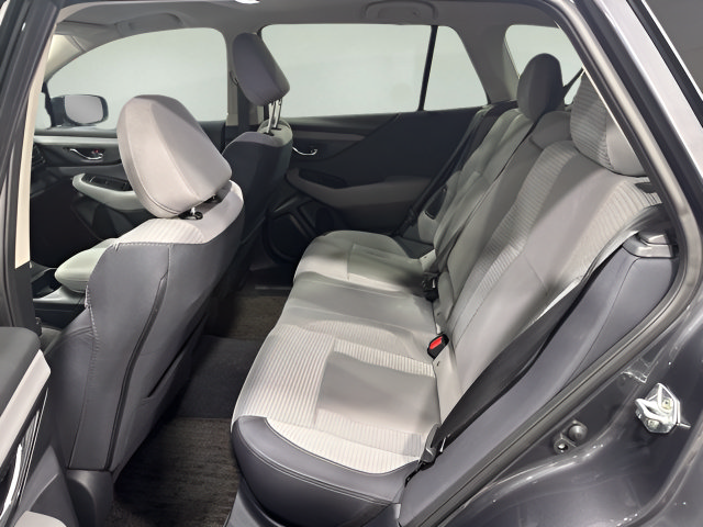 Used 2024 Subaru Outback Premium AWD/4WD image 21