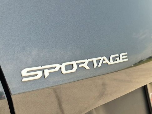 Used 2023 Kia Sportage EX FWD image 13