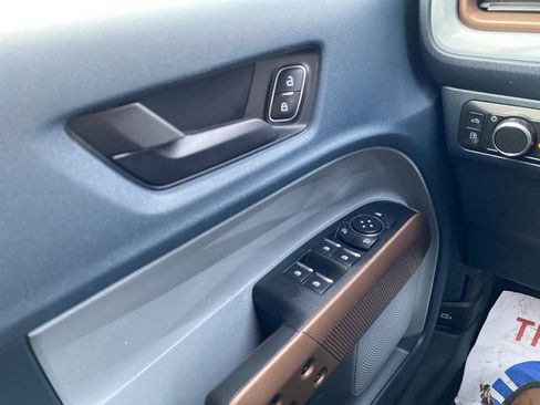 Used 2022 Ford Maverick Lariat w/ Lariat Luxury Package image 27