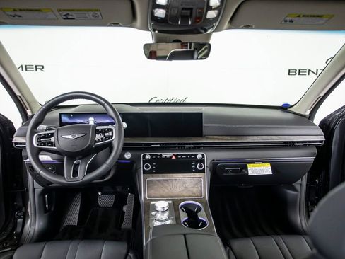 Used 2025 Genesis GV80 2.5T Select image 26