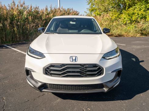 New 2026 Honda HR-V Sport image 2
