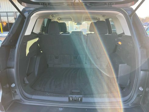 Used 2017 Ford Escape S FWD image 8
