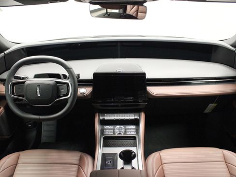 New 2026 Lincoln Nautilus Reserve image 20