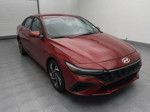 Used 2024 Hyundai Elantra SEL w/ Convenience Package FWD image 13