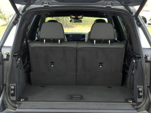 Used 2023 BMW X7 M60i w/ Executive Package image 37