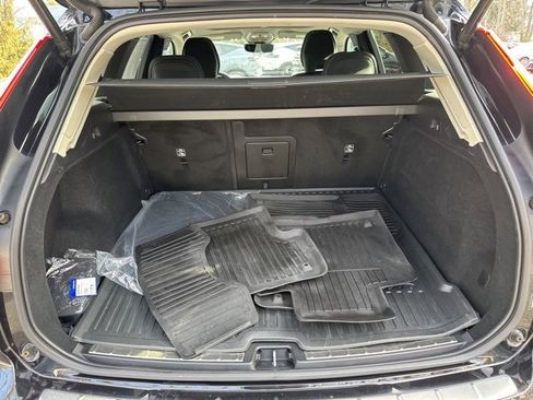 Certified 2023 Volvo XC60 B5 Plus image 34