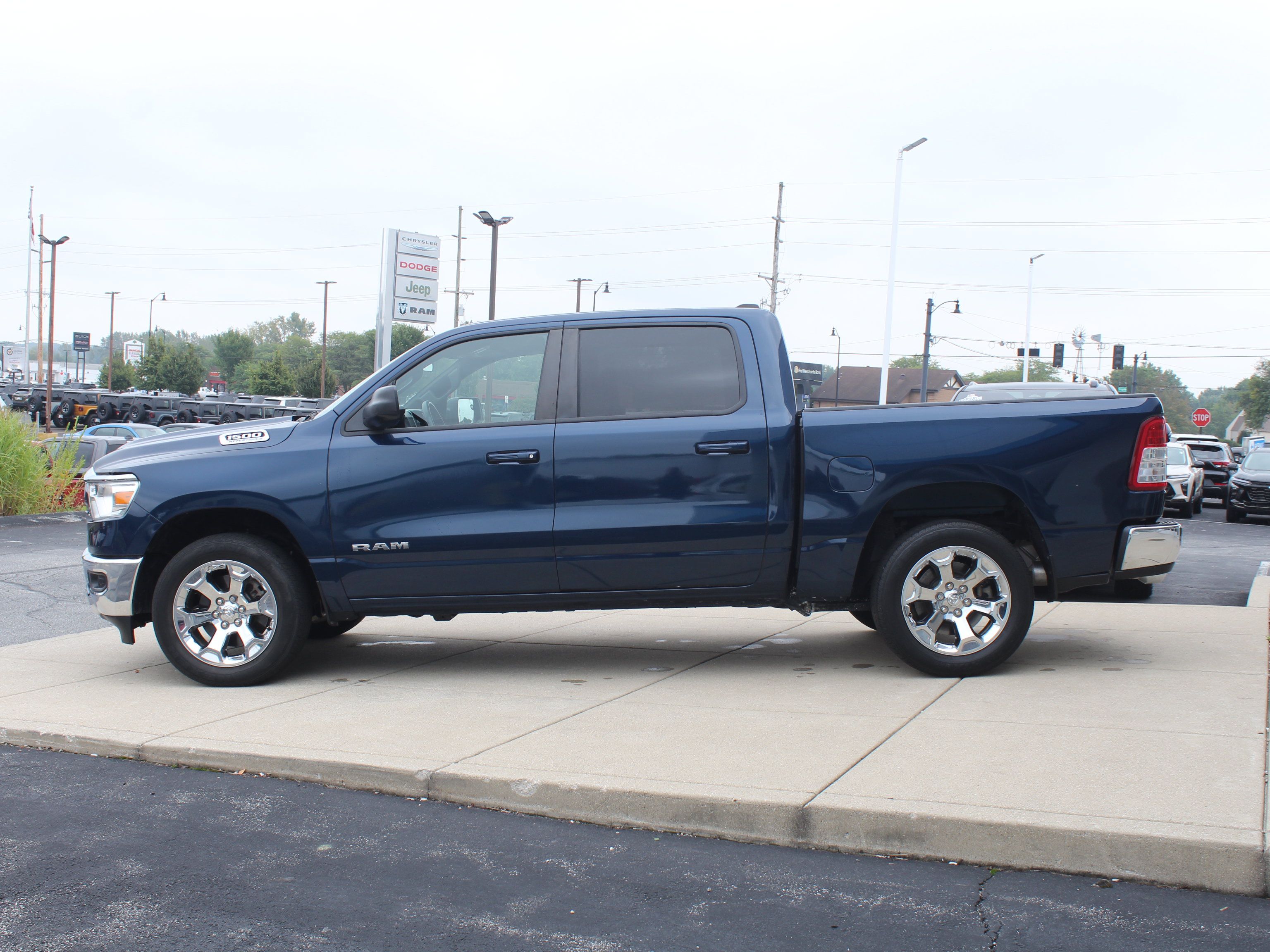 Used 2022 RAM 1500 Big Horn AWD/4WD image 9