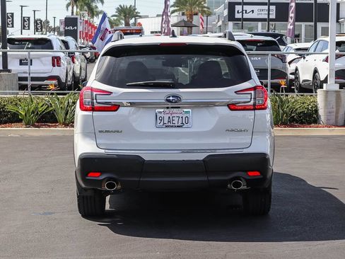 Used 2024 Subaru Ascent Touring AWD/4WD image 6