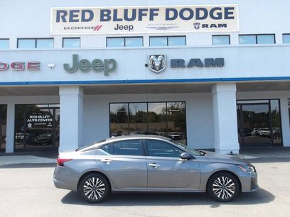 Used 2023 Nissan Altima 2.5 SV