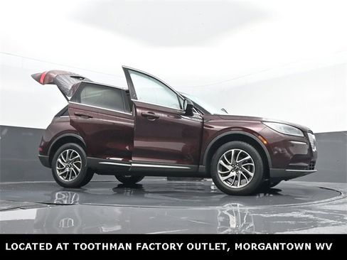 Used 2021 Lincoln Corsair Standard w/ Equipment Group 101A image 37