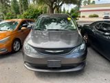 Used 2021 Chrysler Voyager L image 2