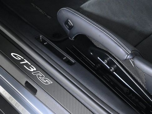 Certified 2025 Porsche 911 GT3 RS image 31