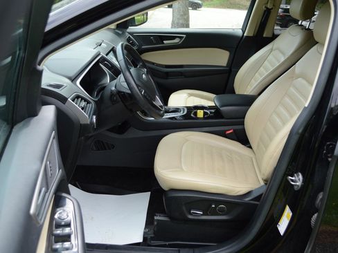 Used 2018 Ford Edge SEL w/ Equipment Group 201A image 13