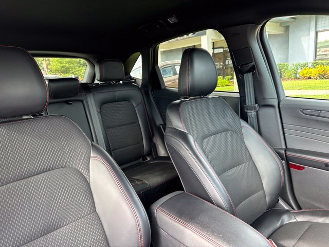 Used 2025 Ford Escape ST-Line AWD/4WD image 12