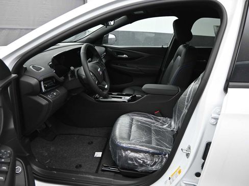 New 2026 Buick Envista Sport Touring w/ Convenience I Package image 11