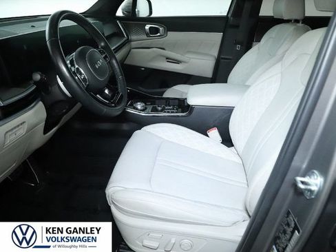 Used 2025 Kia Sorento SX Prestige AWD/4WD image 19