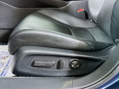 Used 2023 Honda Accord EX-L image 18