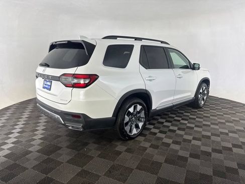 Certified 2026 Honda Pilot Elite image 8