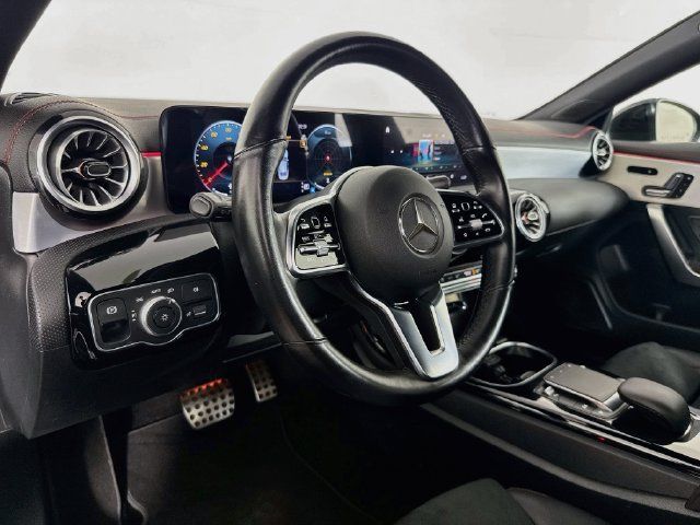 Used 2023 Mercedes-Benz CLA 250 4MATIC image 19