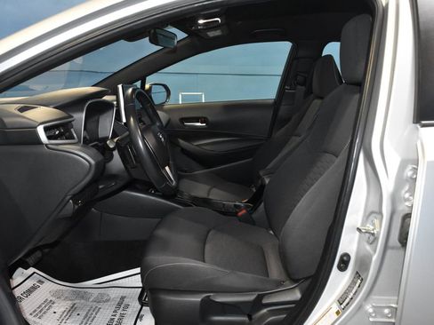 Used 2023 Toyota Corolla SE image 6