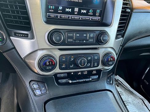 Used 2020 GMC Yukon XL Denali w/ Denali Ultimate Package image 21