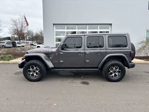 Used 2021 Jeep Wrangler Unlimited Rubicon image 2