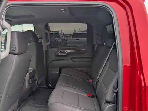 Used 2024 Chevrolet Silverado 1500 LT Trail Boss w/ Convenience Package II image 16