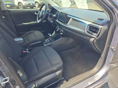Used 2020 Kia Rio S FWD image 17