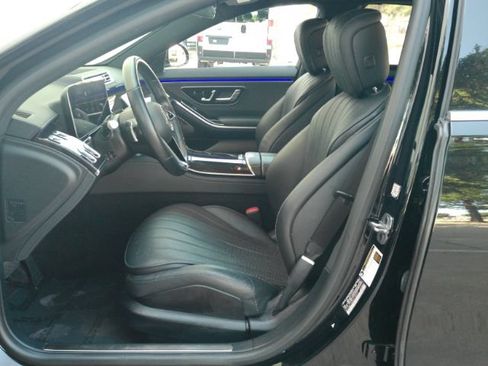 Used 2022 Mercedes-Benz S 500 4MATIC image 16