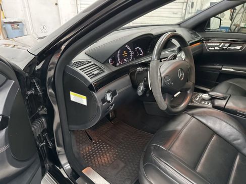 Used 2011 Mercedes-Benz S 63 AMG image 8