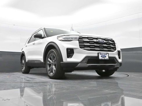 New 2026 Ford Explorer Active image 56