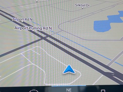 Used 2024 Chrysler Pacifica Limited image 23