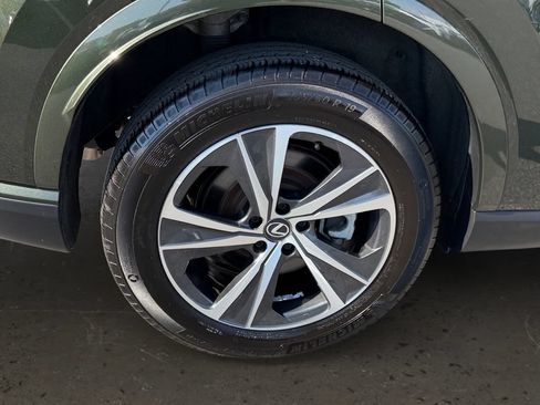 Used 2023 Lexus RX 350 Premium w/ Accessory Package AWD/4WD image 25