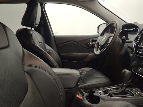 Used 2021 Jeep Cherokee Limited image 21